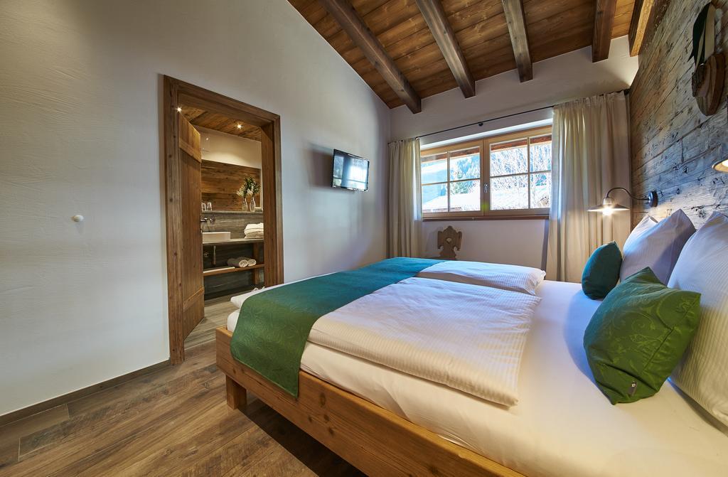 Panorama Chalets Saalbach-Hinterglemm Pokoj fotografie