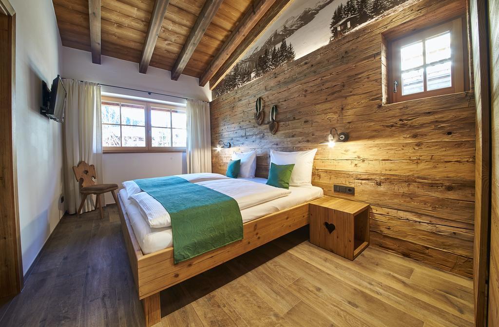 Panorama Chalets Saalbach-Hinterglemm Pokoj fotografie